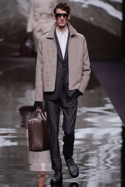 Look 2